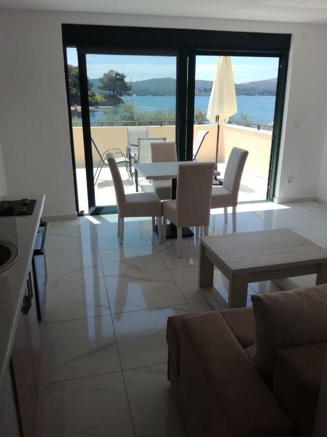 Appartement Olea à Tivat Extérieur photo